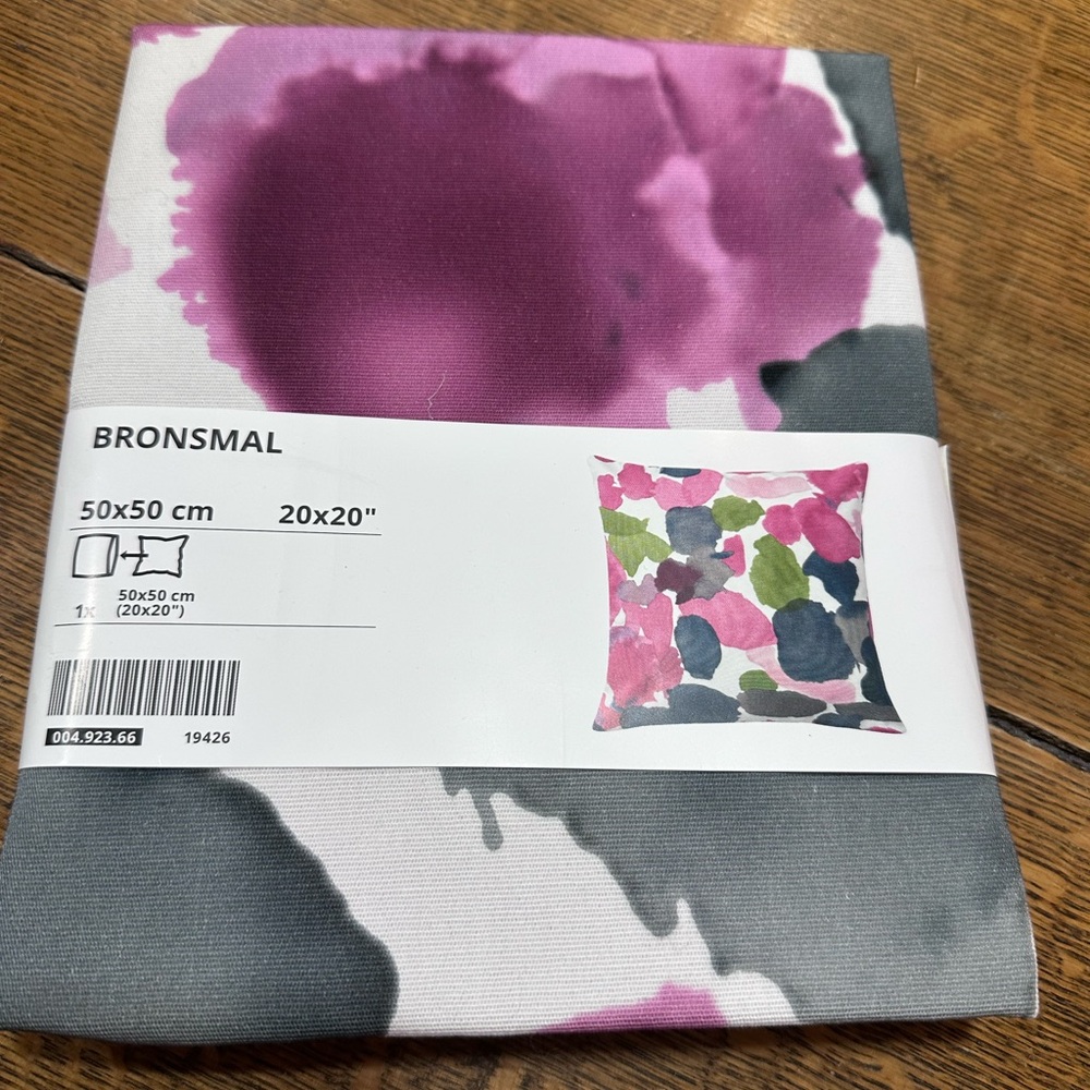 IKEA NEW 20x20 BRONSMAL Floral pillow Cover‎